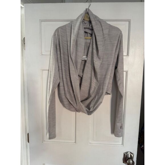 ZYIA Active Haze Silver Gray Twisted Front Yoga Shawl Size M - Picture 2 of 6